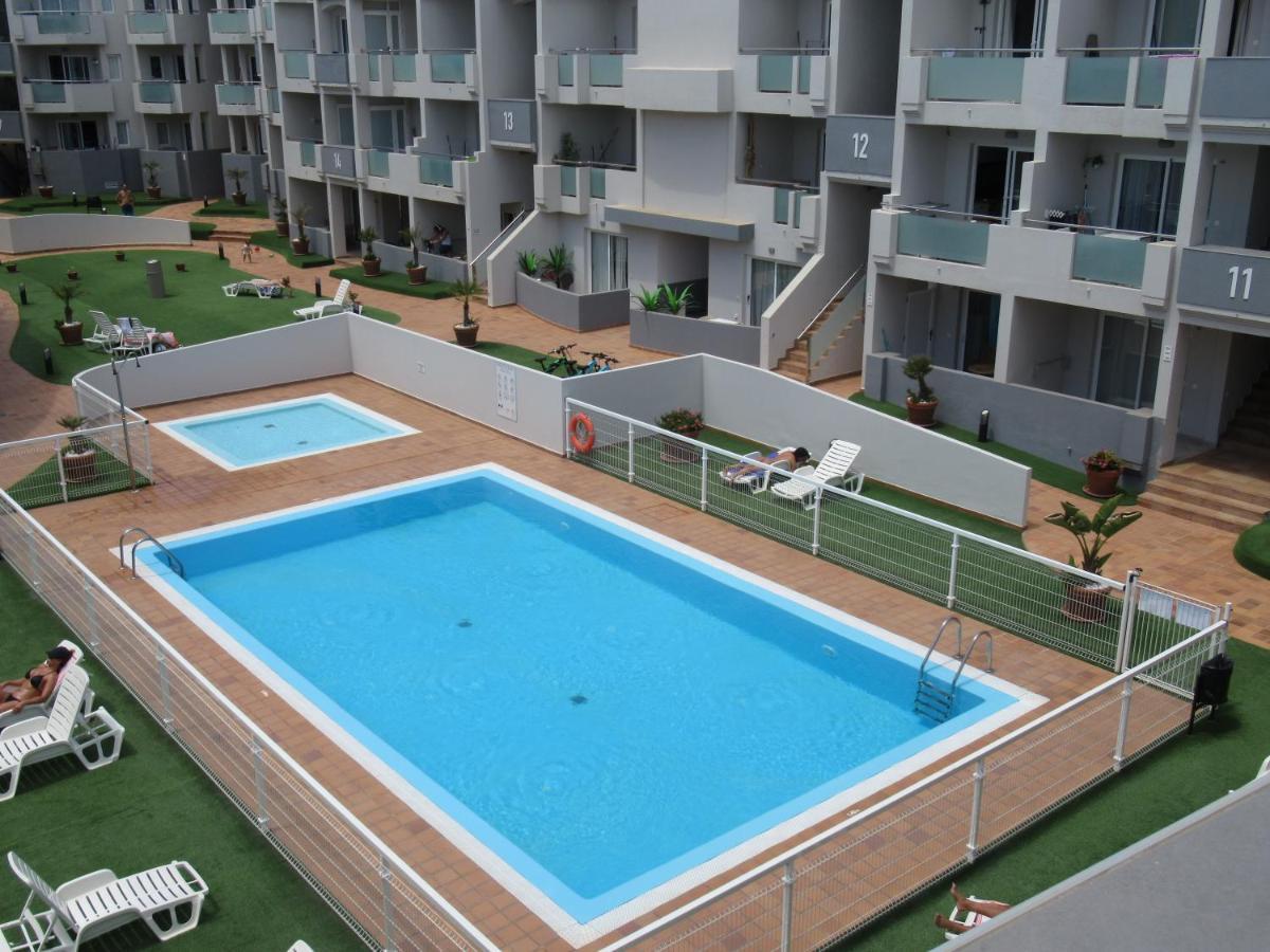 קורלחו La Rosita Sun Apartments, By Comfortable Luxury מראה חיצוני תמונה
