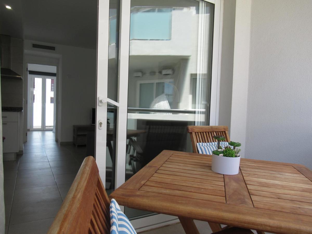 קורלחו La Rosita Sun Apartments, By Comfortable Luxury מראה חיצוני תמונה