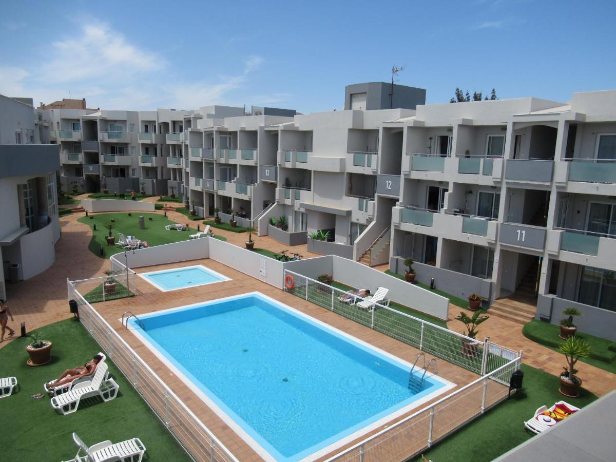 קורלחו La Rosita Sun Apartments, By Comfortable Luxury מראה חיצוני תמונה