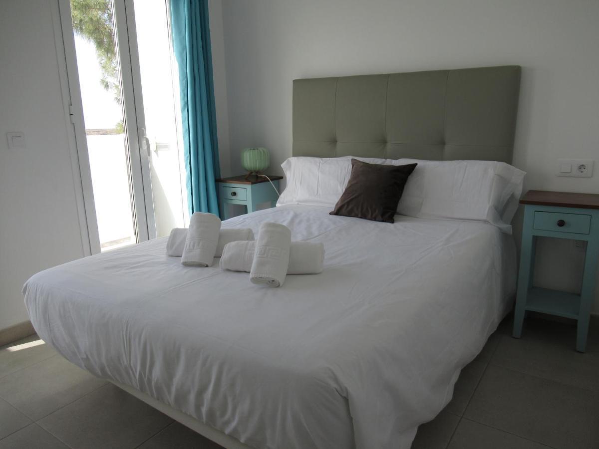 קורלחו La Rosita Sun Apartments, By Comfortable Luxury מראה חיצוני תמונה